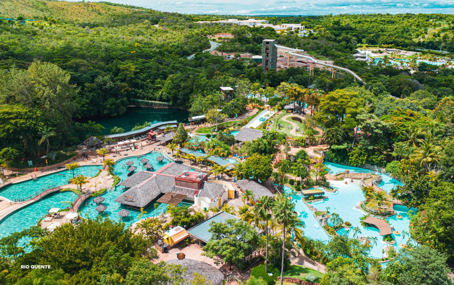 Águas termais conquistam turistas em Goiás. Hot Park em Rio Quente