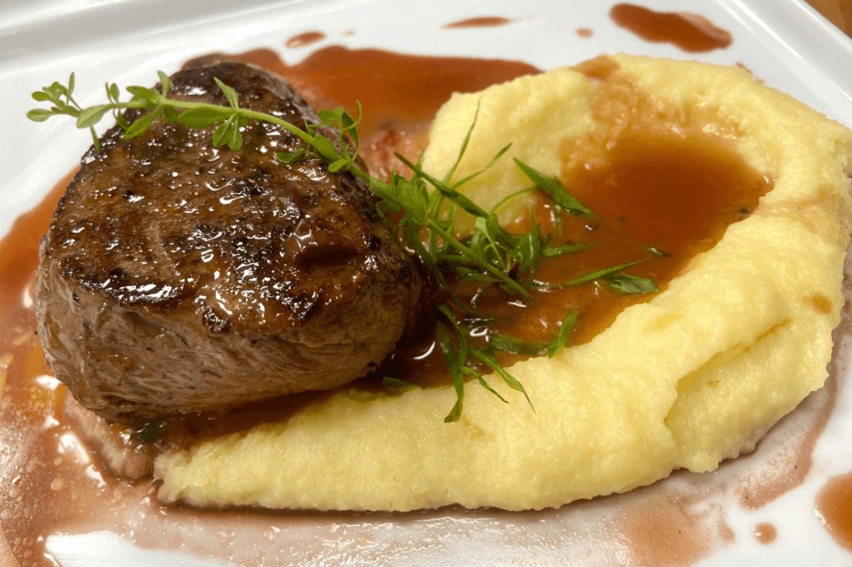 Conheça a carne de segunda que não perde em nada para o filé mignon e é muito mais em conta