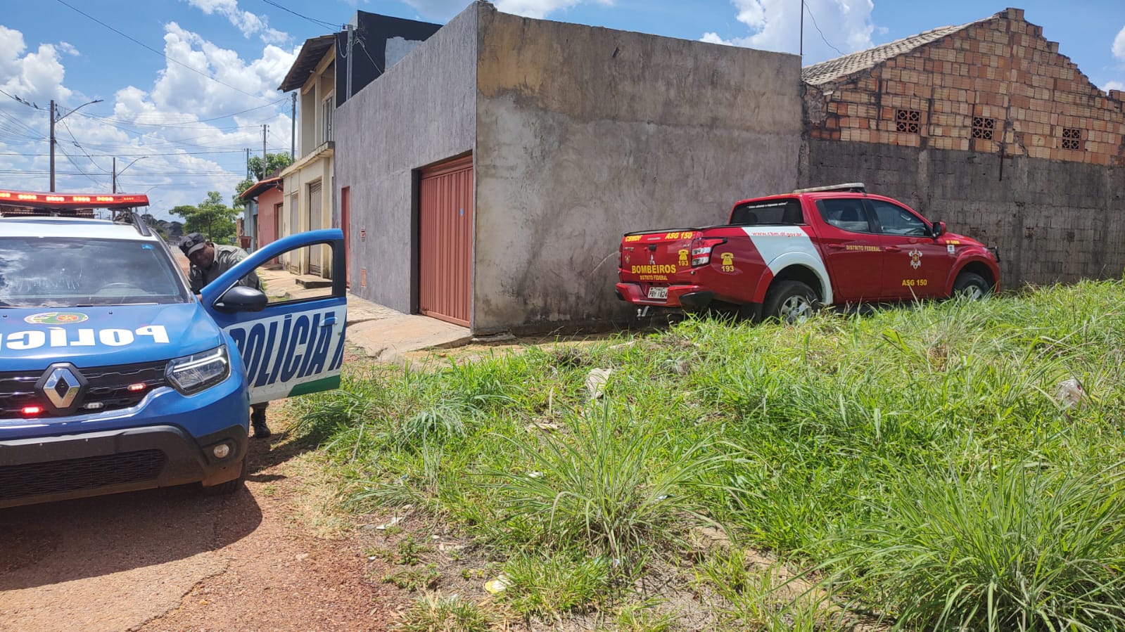 PM de Goiás é acionada e recupera viatura furtada do Corpo de Bombeiros do DF