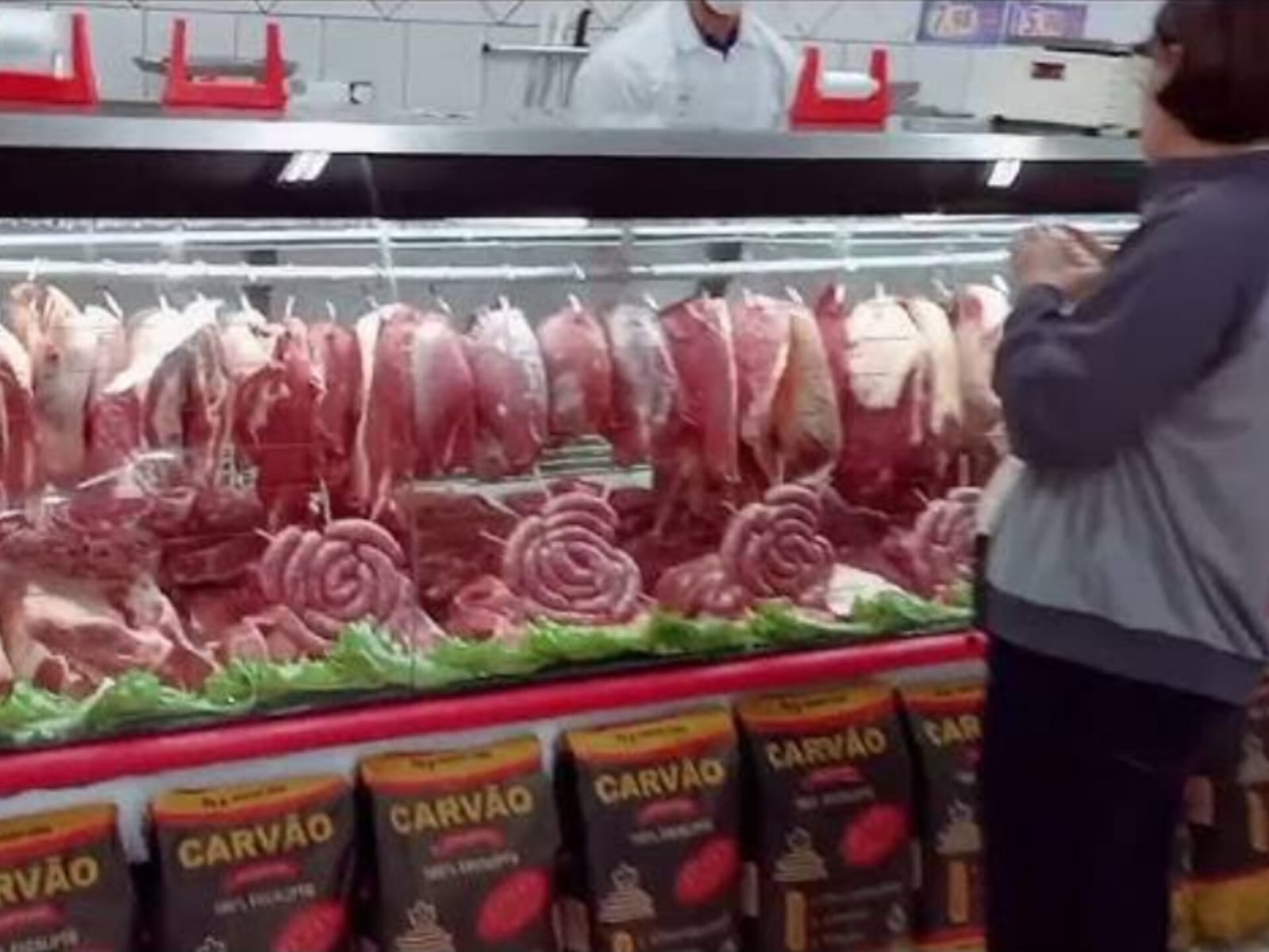 Conheça a carne que nunca deve ser comprada no final de semana (fica mais cara)