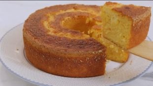 Bolo de Milho de Latinha que não vai farinha de trigo: ideal para comer tomando café