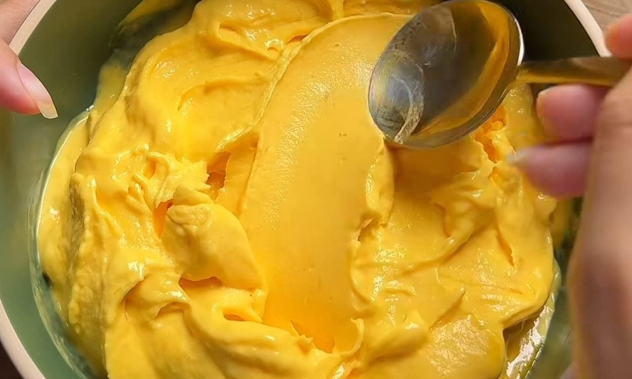 O sorvete que leva apenas dois ingredientes e nenhum deles é leite condensado