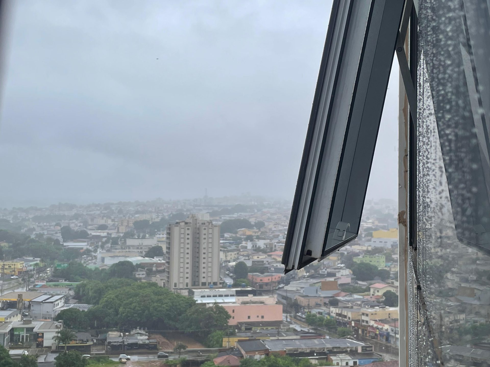 Previsão do tempo aponta volta de chuvas em Goiás; veja cidades