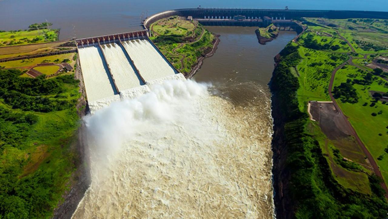 Goianos podem ganhar até R$ 49 de desconto na fatura de energia; saiba como