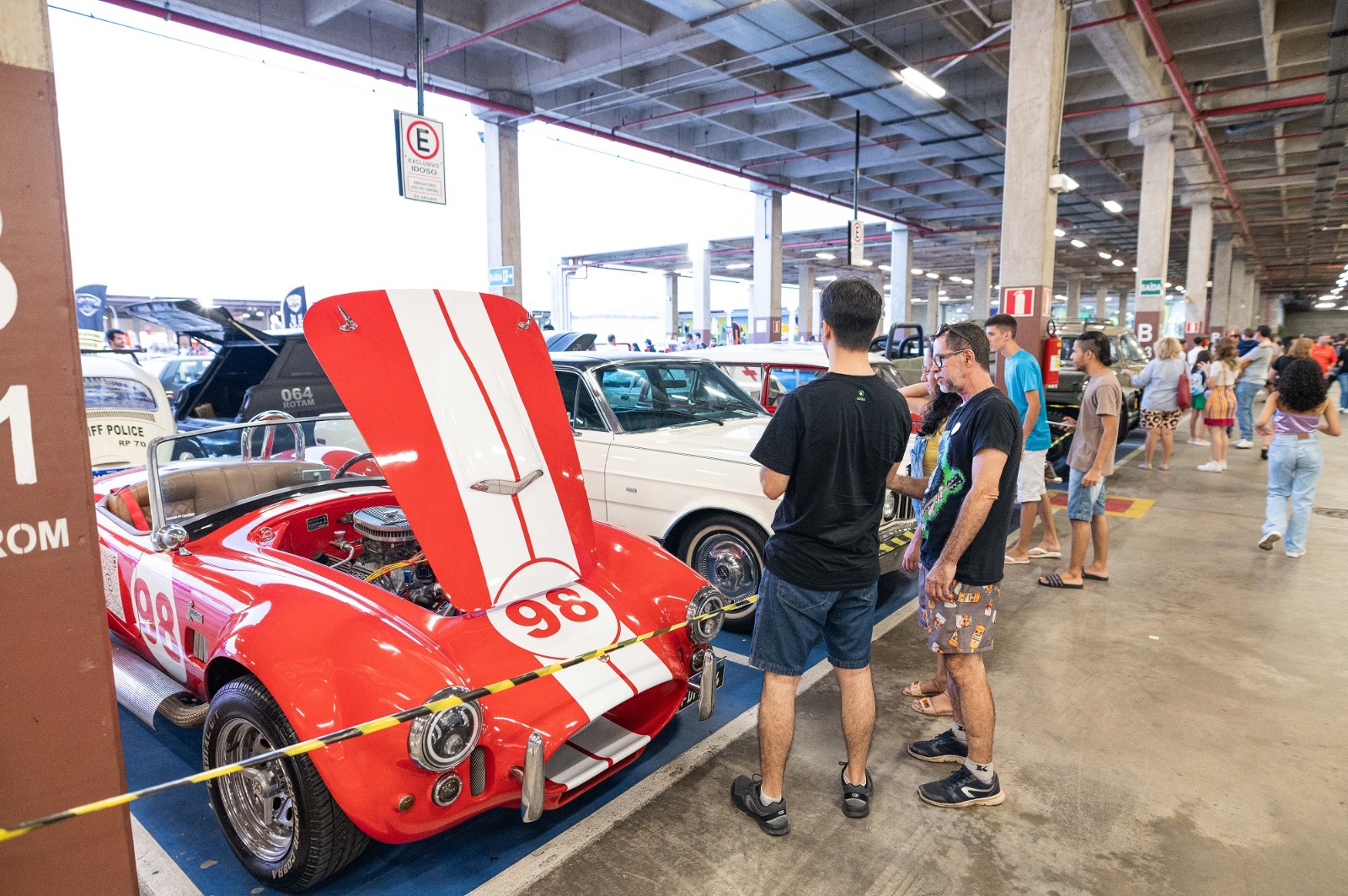 Fãs do automobilismo terão evento gratuito em Goiânia para apreciar mais de 500 carros clássicos