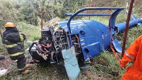 Helicóptero cai na Grande SP e deixa 2 mortos