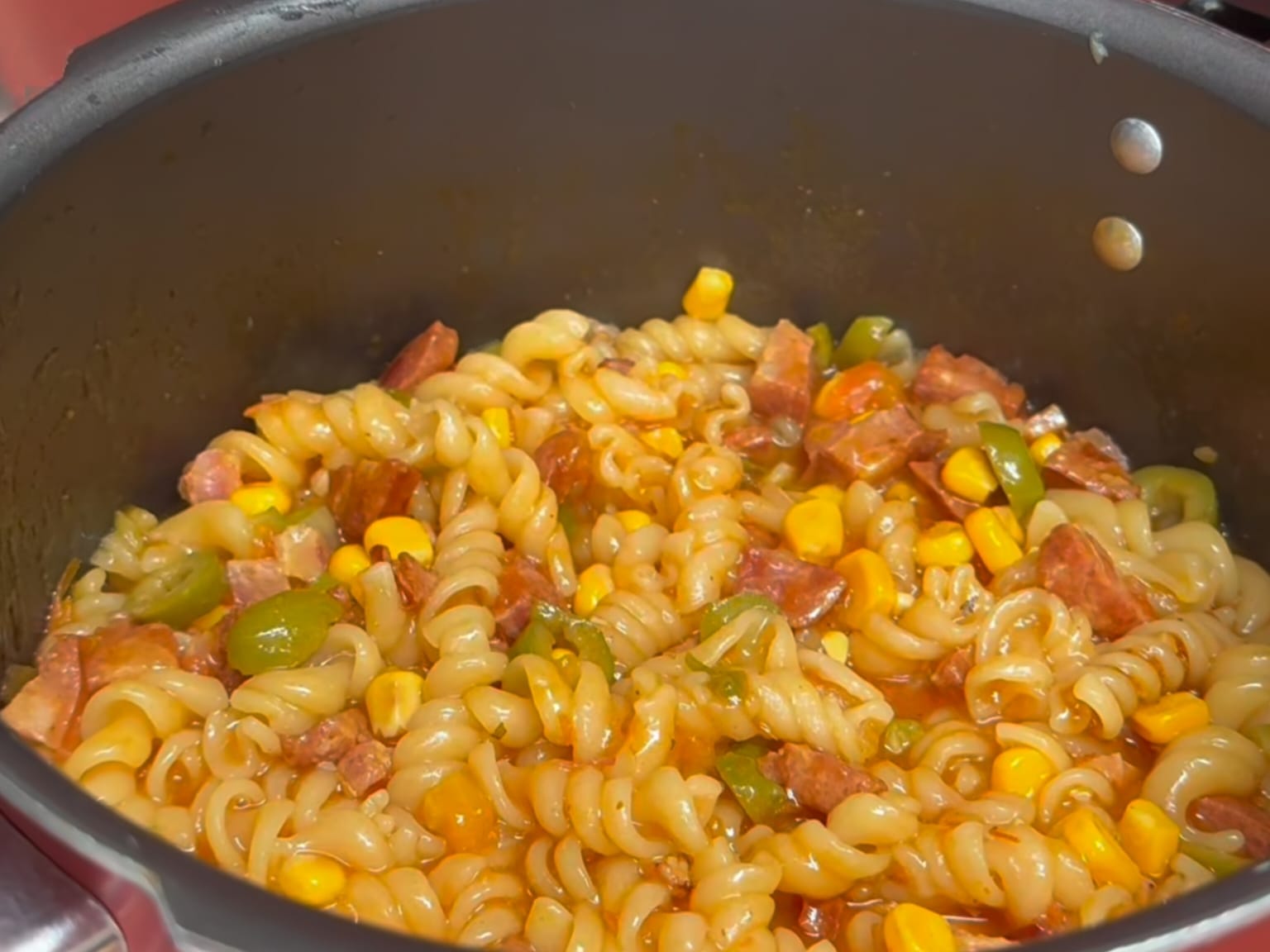 Macarrão de preguiçoso: saiba como fazer essa receita em menos de 10 minutos