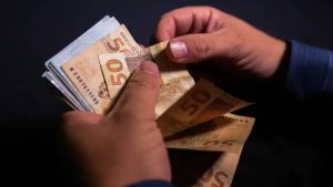 6 países com os maiores salários mínimos do mundo SALÁRIO MÍNIMO