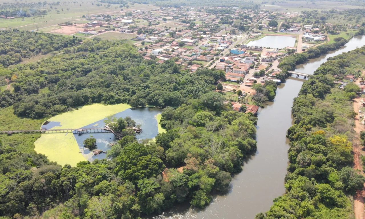 Rio Aporé, que passa pela cidade, é uma excelente opção para prática de esportes. (Foto: Ricardo Aranha)