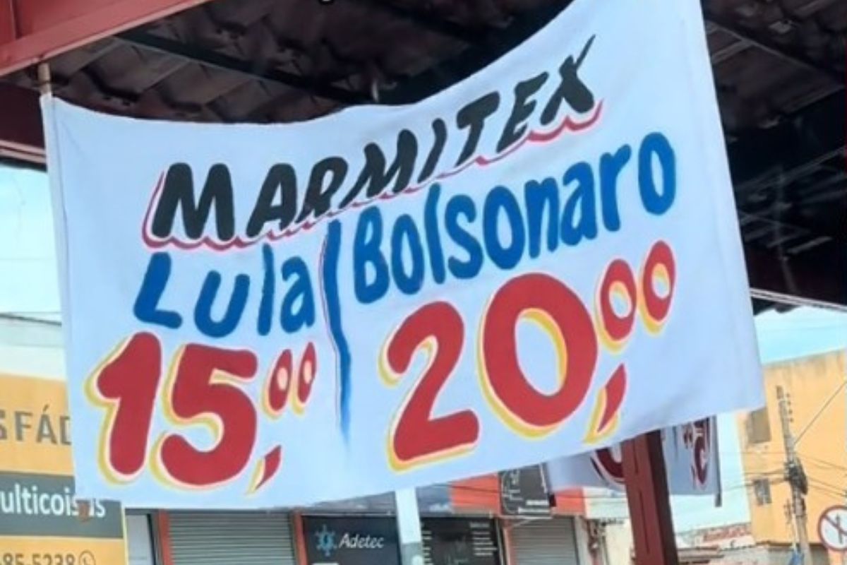 Placa chama atenção em Goiânia com marmita de “Lula ou Bolsonaro”