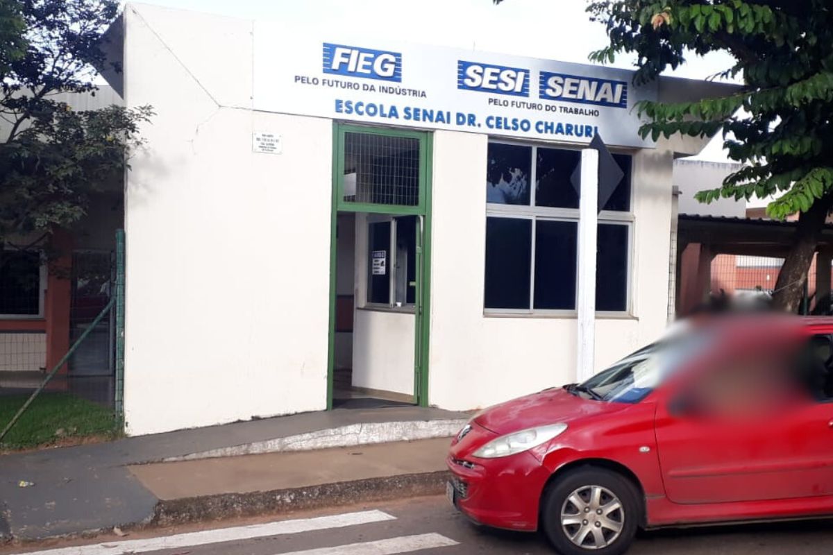 Escola Sesi Senai Dr. Celso Charuri