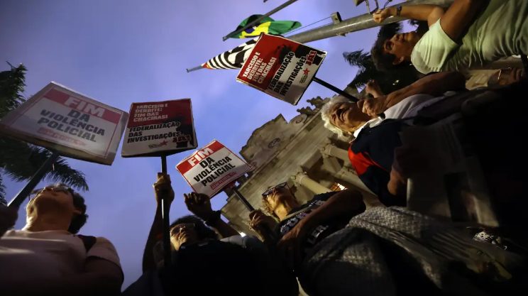 Atos no RJ e em SP protestam contra racismo e violência policial