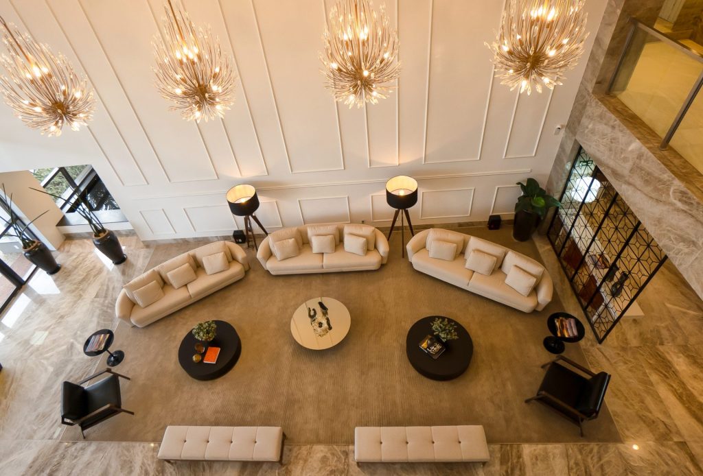 Puro-luxo—hall-de-acesso-ao-Kindgom