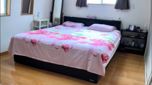 Nem a cada 3 dias, nem a cada 2 semanas: com que frequência você deve lavar a roupa de cama no inverno, segundo profissionais