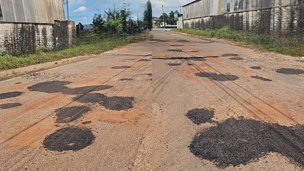 Importante via de Aparecida é reparada poucas horas depois da situação ser repercutida pelo Portal 6