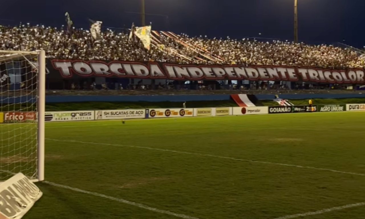 Imagem mostra torcida do Galo no Estádio Jonas Duarte. (Foto: Redes Sociais)