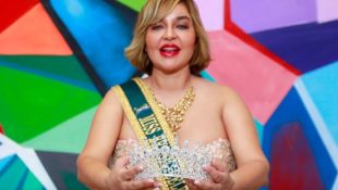 Luana ostentava títulos de miss nas redes sociais (Foto: Rprodução)