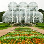 Os 10 destinos mais buscados no Airbnb por brasileiros para aproveitar a folga