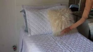 A psicologia explica: pessoas que não conseguem manter o quarto arrumado podem estar passando por um período de cansaço mental, sobrecarga ou dificuldade para colocar a rotina em ordem