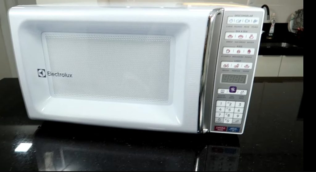 6 eletrodomésticos que gastam muita energia e você deve tirar da tomada