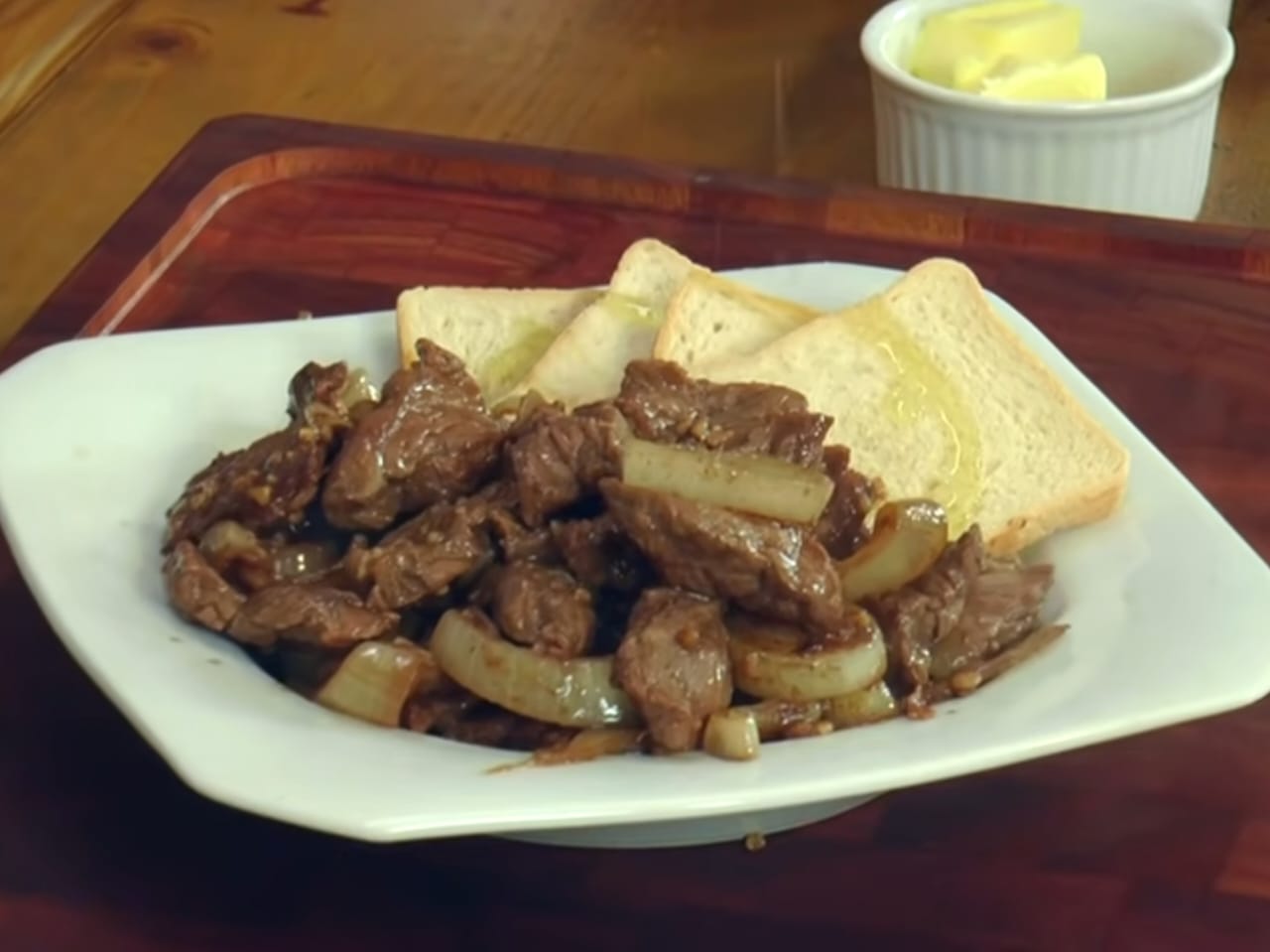 Conheça a carne para fritar melhor que o coxão mole e o patinho (com cebola fica perfeita)