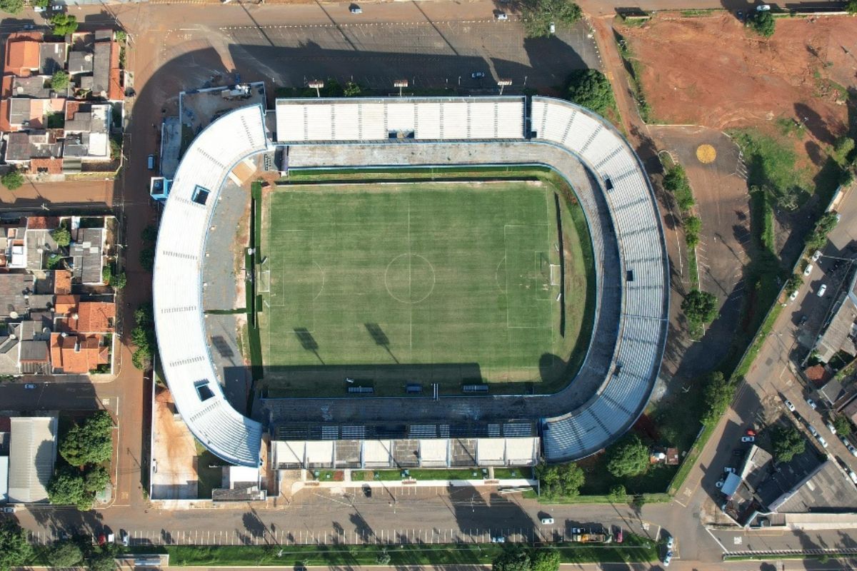 Vista aérea do Estádio Jonas Duarte, em Anápolis