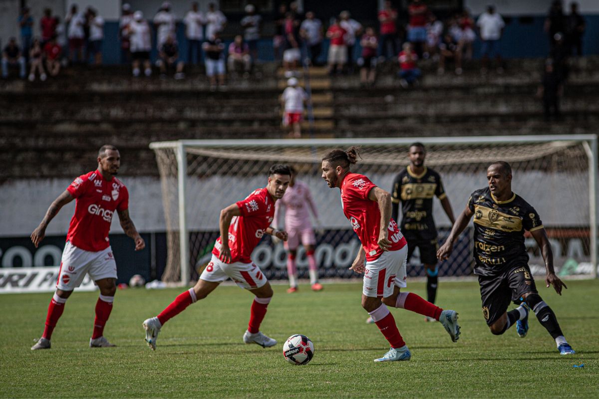 Onde assistir Vila Nova x Jataiense pelo mata-mata do Goianão nesta quinta-feira (06)