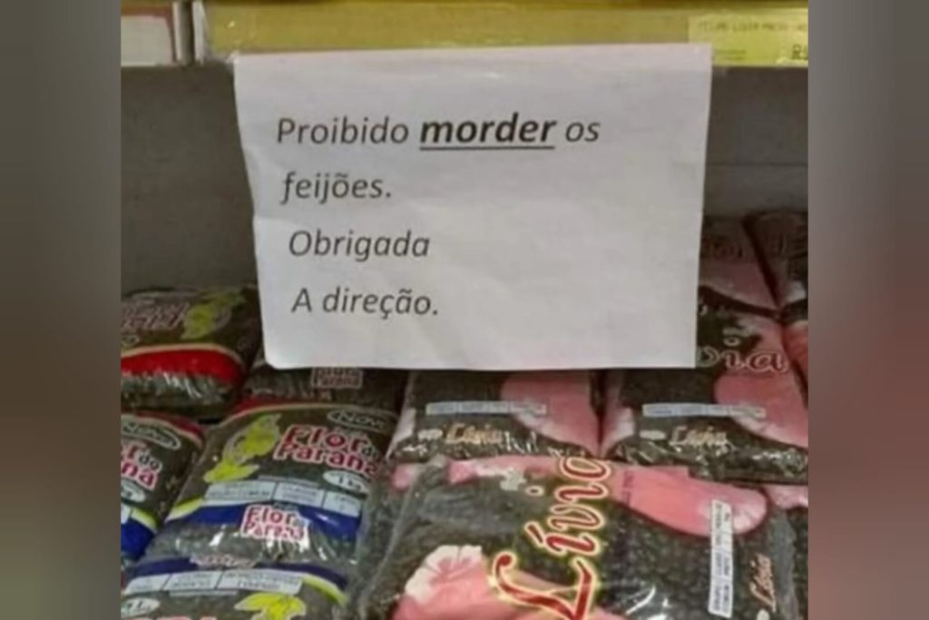 Placa curiosa em supermercado chama atenção: “proibido morder”