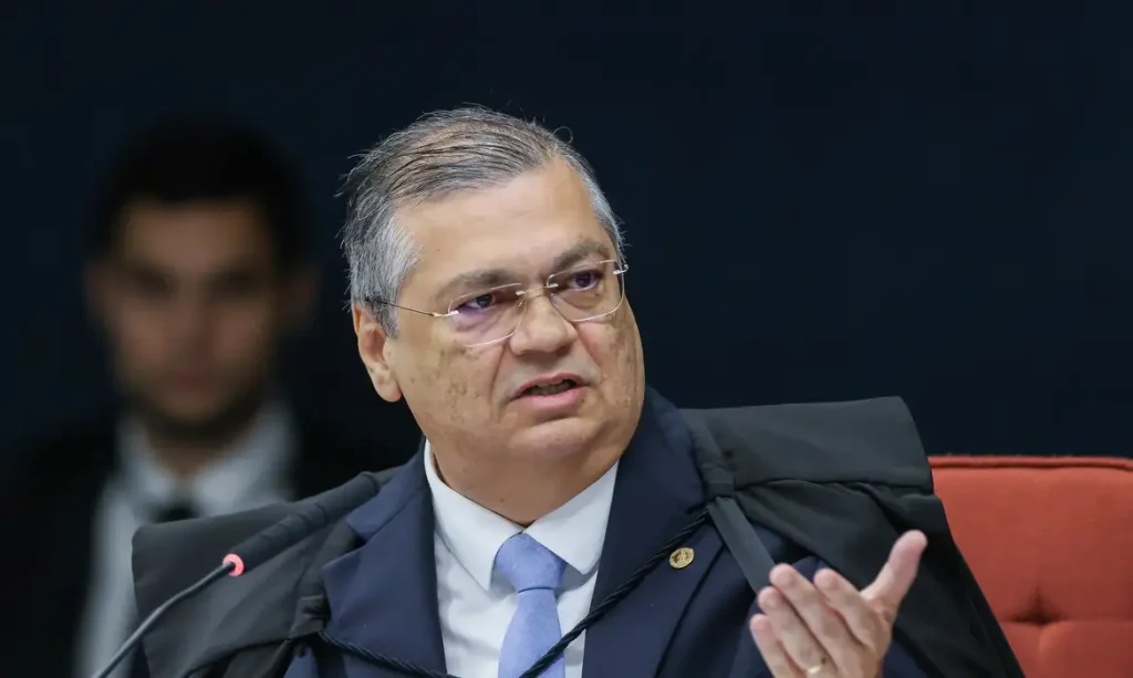 Dino quer que Congresso informe como vai identificar autor de emendas