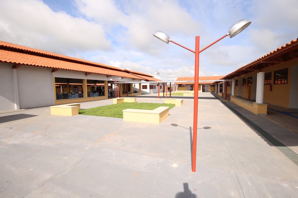 PUBLI EDUCAÇÃO (2)