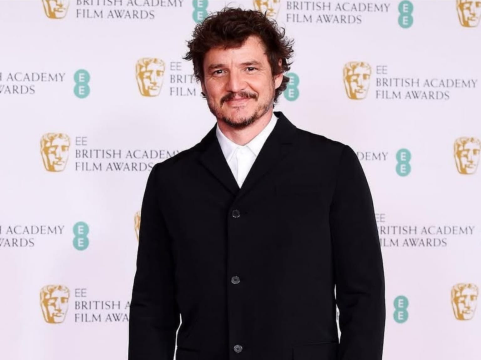 Pedro Pascal chama J.K. Rowling de ‘perdedora hedionda’ após polêmica