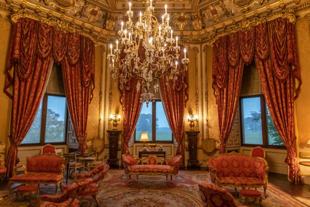 Tem algum desses sobrenomes? Sua família pode fazer parte da realeza