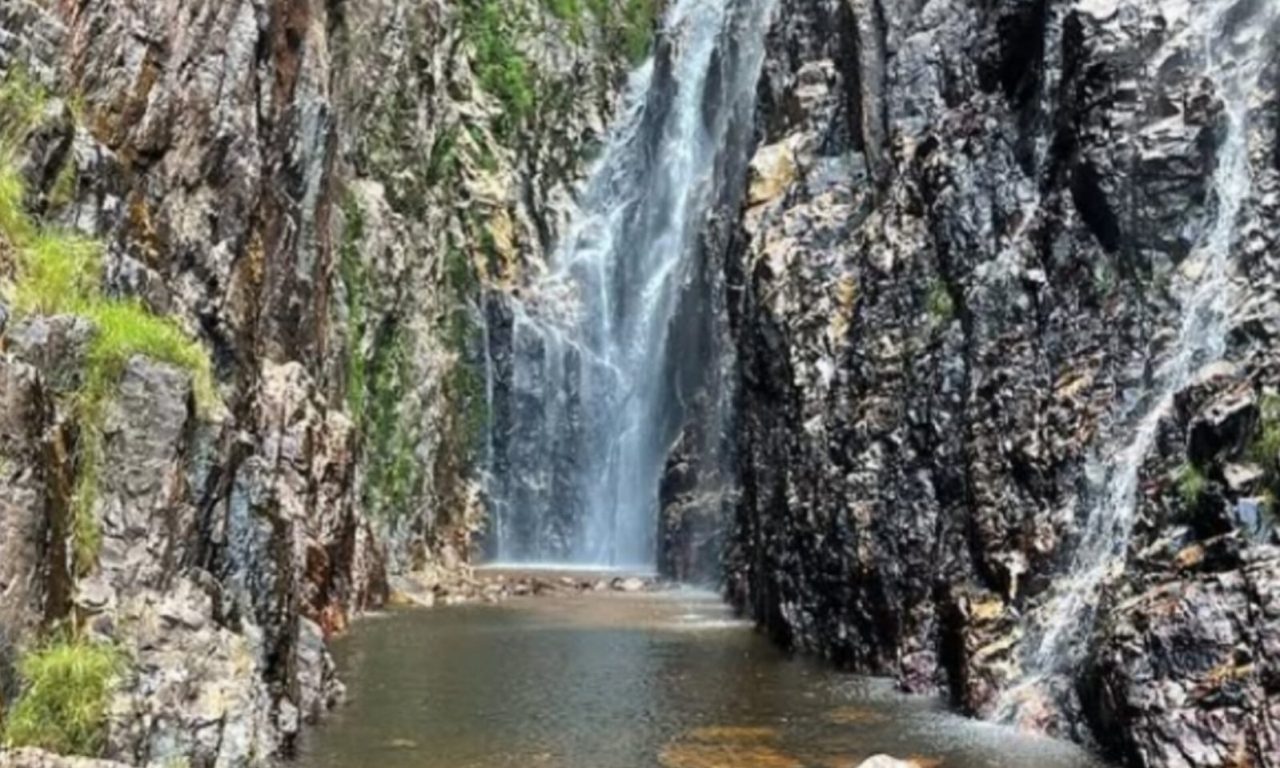 Cachoeira oferece vista de tirar o fôlego. (Foto: Divulgação)