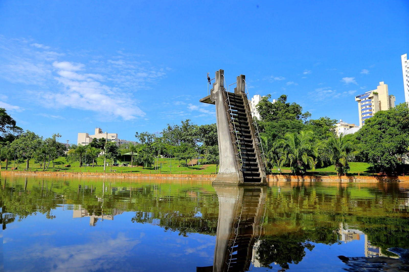 Percurso também passa pelo Lago das Rosas (Foto: Jackson Rodrigues)