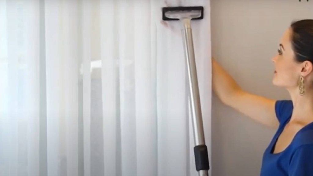 Dicas simples para manter as cortinas limpas sem muito esforço