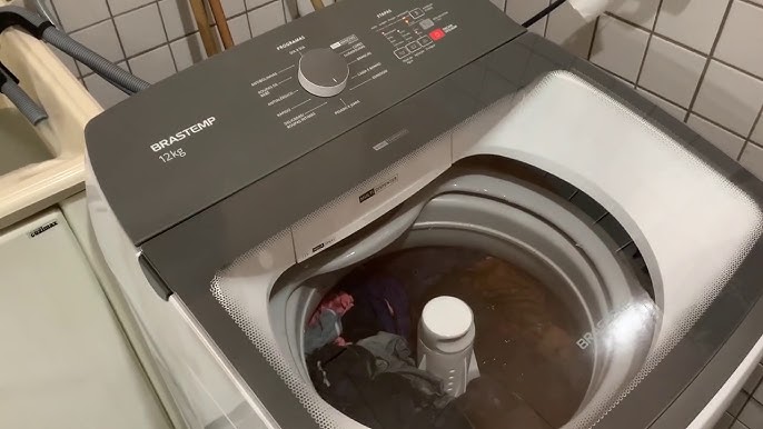 O melhor horário para lavar roupa e economizar na conta de energia