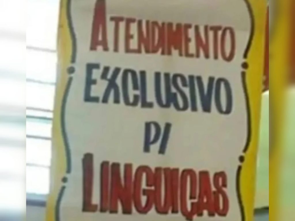 Placa inusitada em açougue chama atenção dos clientes