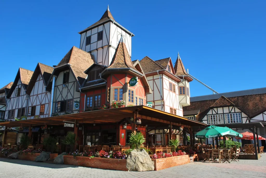 Conheça cidade com charme europeu eleita a mais bonita do Brasil