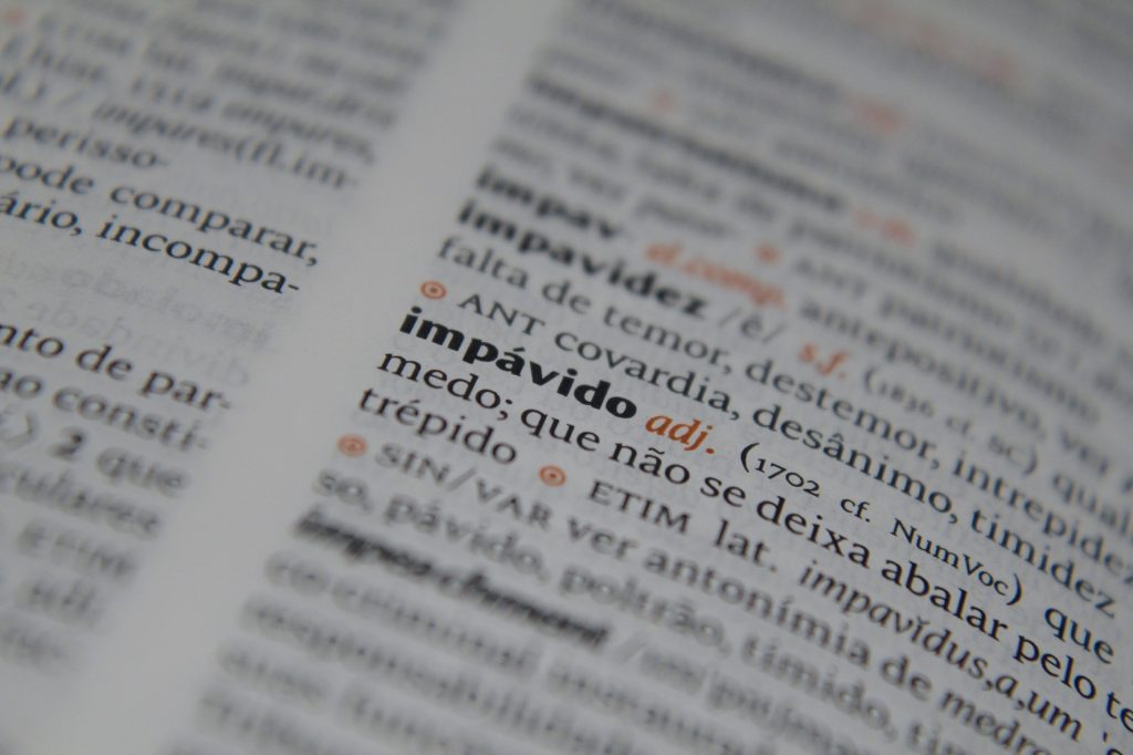 6 palavras que quase todo brasileiro fala errado sem perceber