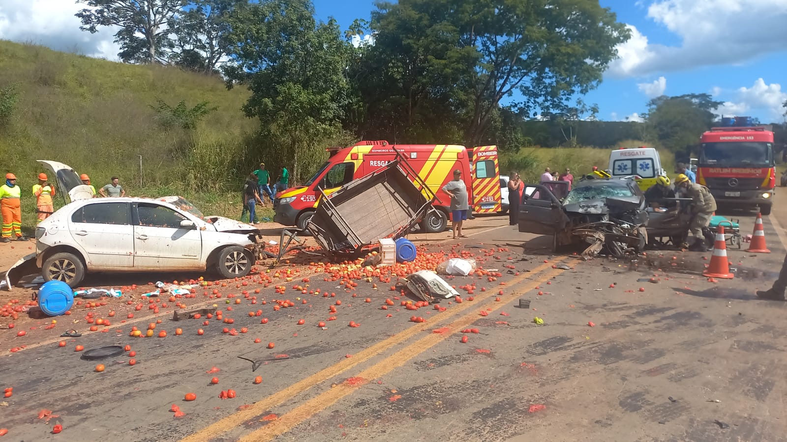 Anápolis: motorista fica em estado grave após colisão envolvendo três veículos na BR-414