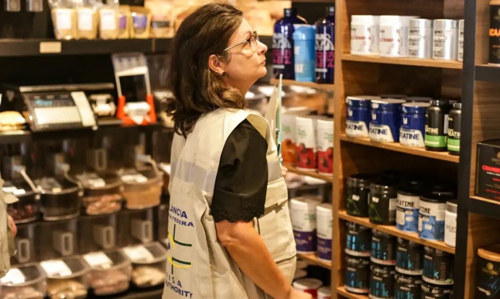 Anvisa anuncia proibição de mais de 10 suplementos alimentares