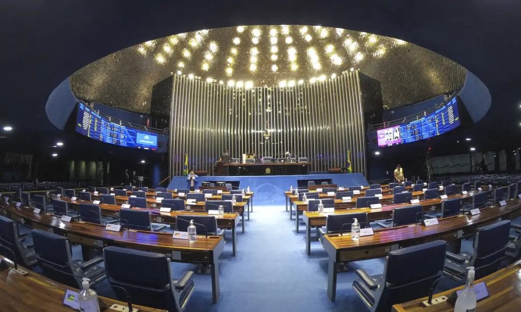 SENADO