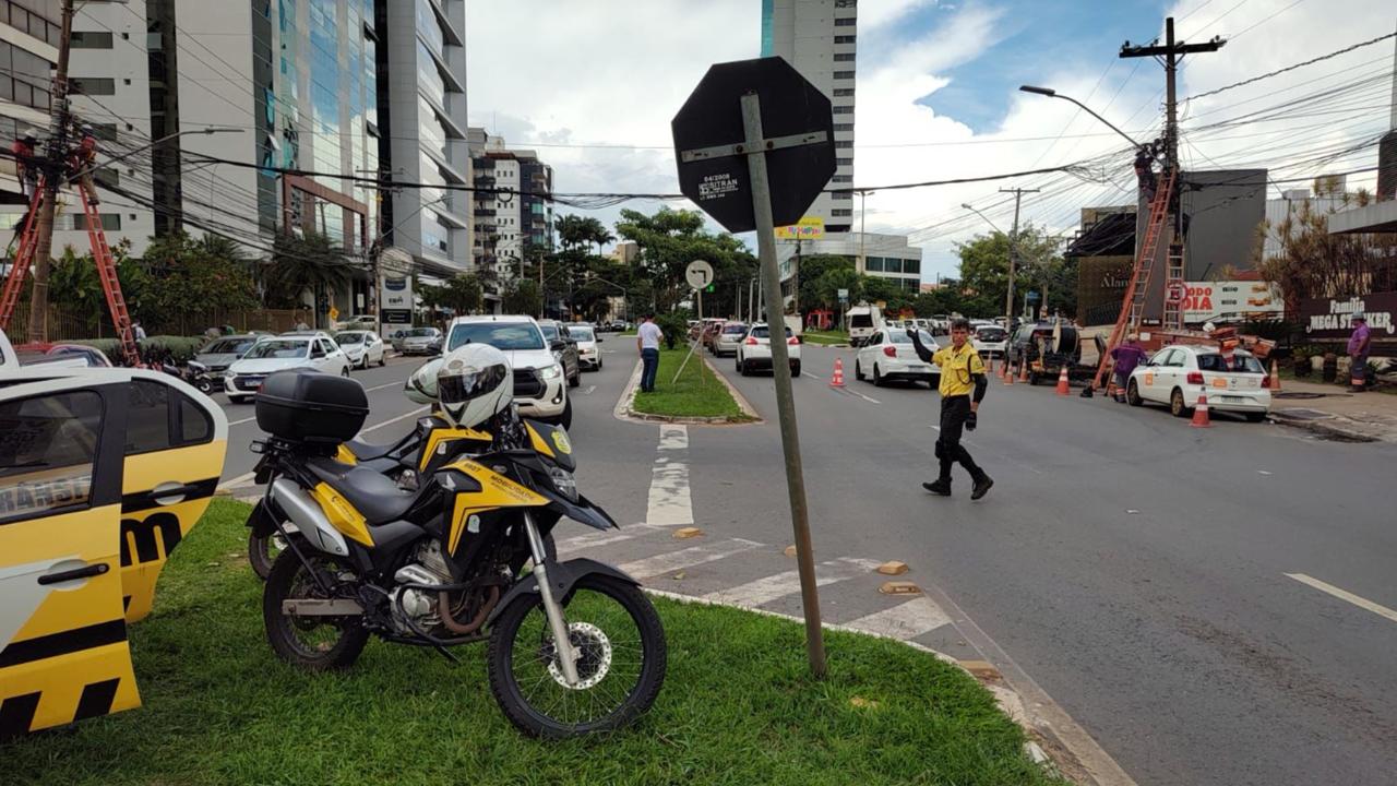 Trânsito na região do Estádio Serra Dourada sofre alterações nesta quinta-feira (22); veja rotas alternativas