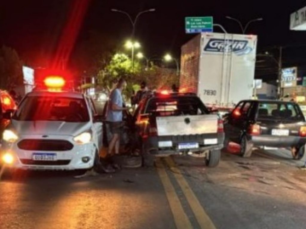 Acidente com motorista embriagado aconteceu na Vila Jaiara. (Foto: Reprodução)