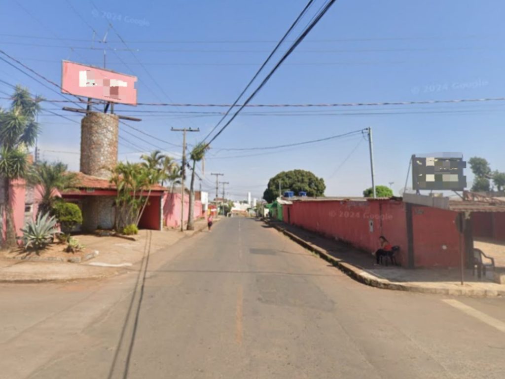 "Conversa" com as travestis aconteceu no bairro Calixtolândia. (Foto: Google Street View)