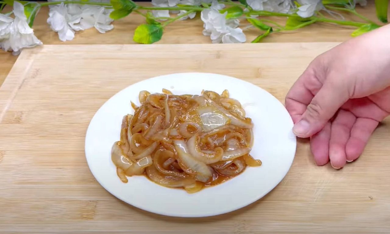 Truque simples para preparar uma deliciosa cebola caramelizada