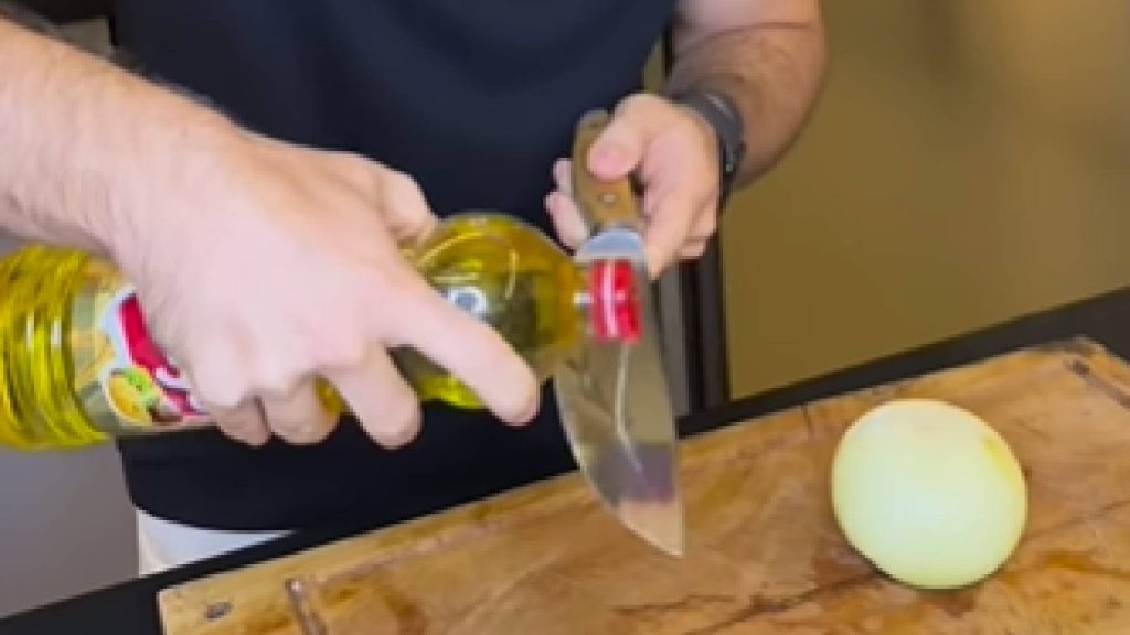 Esse é o segredo para nunca mais chorar cortando cebola