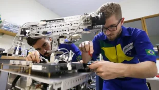 Esses são os 5 cursos técnicos com os melhores salários iniciais