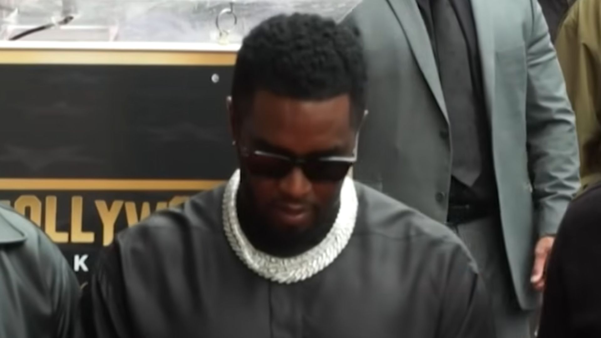 Juiz do caso Diddy adia escolha dos jurados para evitar desistências por medo