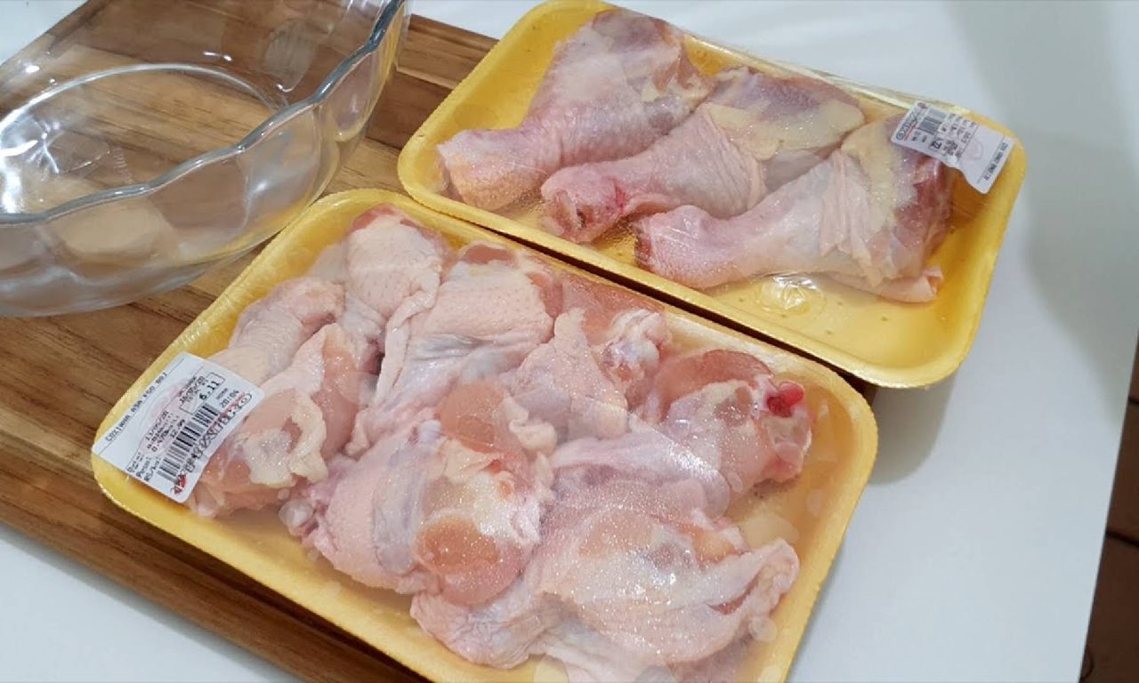 Como saber se o frango está estragado (você precisa ficar de olho)